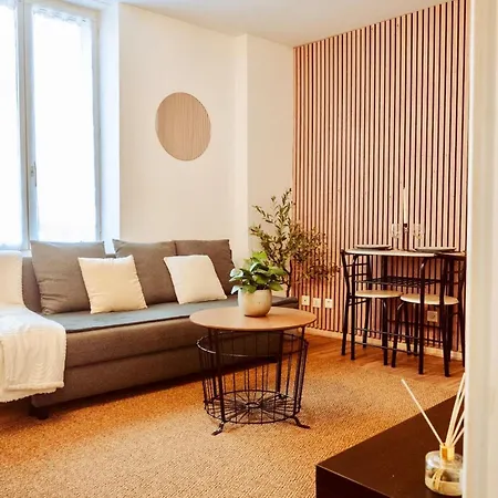 Escapade - 15min De - Parking Gratuit * Bussy-Saint-Georges